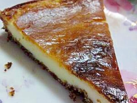 ヨーグルト風味たっぷりのレアチーズケーキ